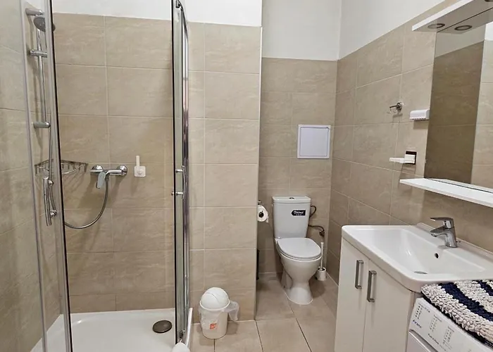 Mva House Teplice, Sanovsky Park アパートホテル 4*