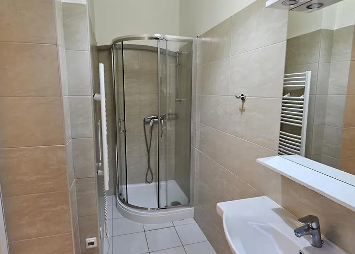 Mva House Teplice, Sanovsky Park アパートホテル 4*