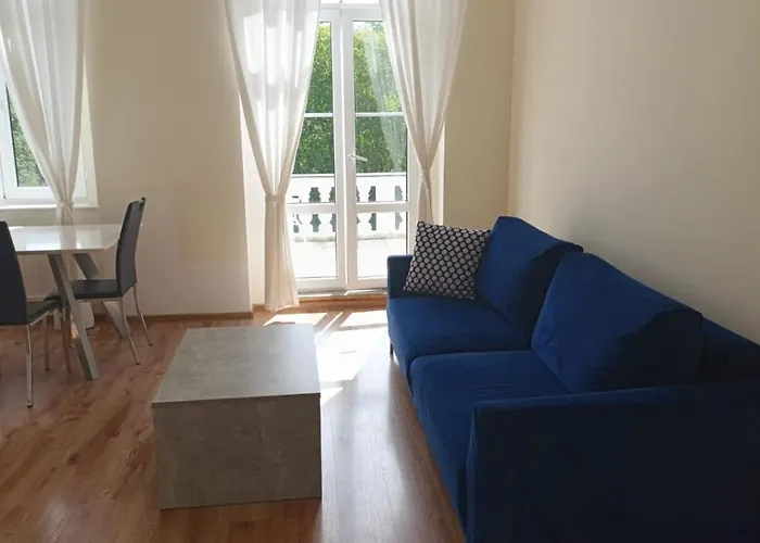 Mva House Teplice, Sanovsky Park